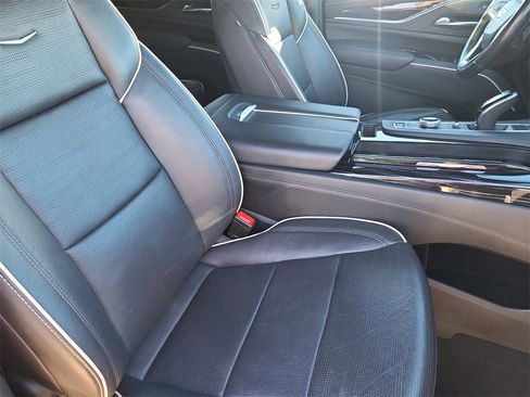 Used 2021 Cadillac Escalade ESV Sport w/ Driver Assist Tech Package image 19