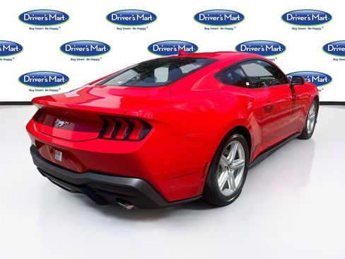 Used 2026 Ford Mustang Premium RWD image 7