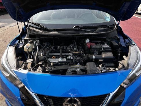 Used 2021 Nissan Versa SV image 11