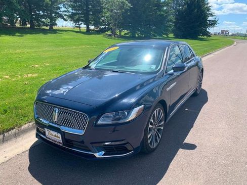 Used 2018 Lincoln Continental Reserve image 1