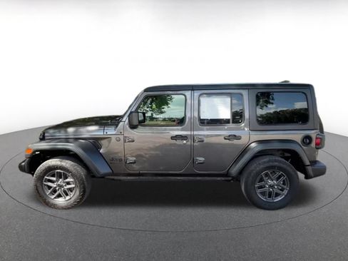 Used 2025 Jeep Wrangler Unlimited Sport AWD/4WD image 9