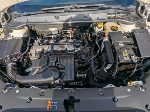 Used 2012 Buick Verano Leather FWD image 25