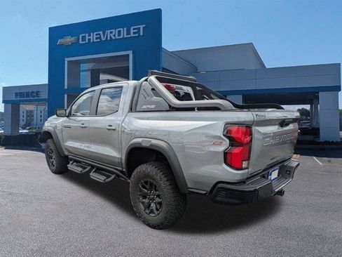 New 2025 Chevrolet Colorado ZR2 w/ Midnight Edition AWD/4WD image 6