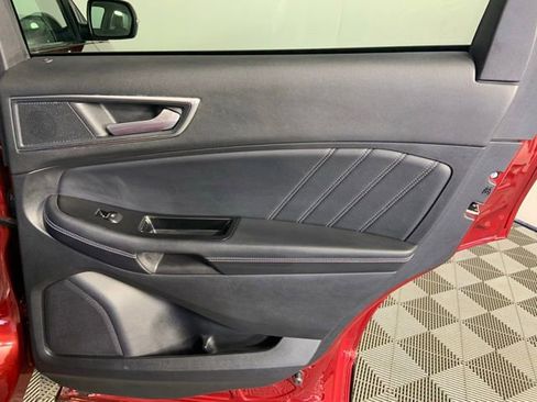 Used 2018 Ford Edge Sport w/ Equipment Group 401A AWD/4WD image 11