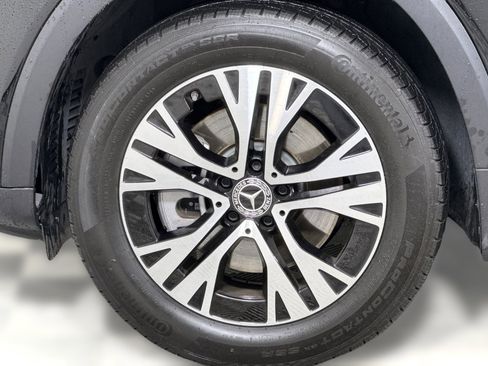 Certified 2024 Mercedes-Benz GLB 250 4MATIC image 11