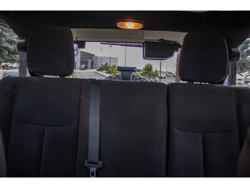 Used 2018 Jeep Wrangler Unlimited Sport S AWD/4WD image 44
