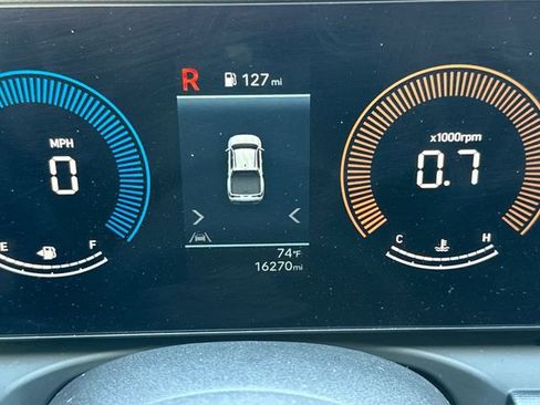 Used 2025 Hyundai Santa Cruz SEL image 25