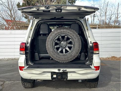Used 2016 Toyota Land Cruiser 4WD - OME Lift + Modified - No image 37