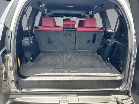 Used 2023 Lexus GX 460 Premium w/ Premium Package AWD/4WD image 13