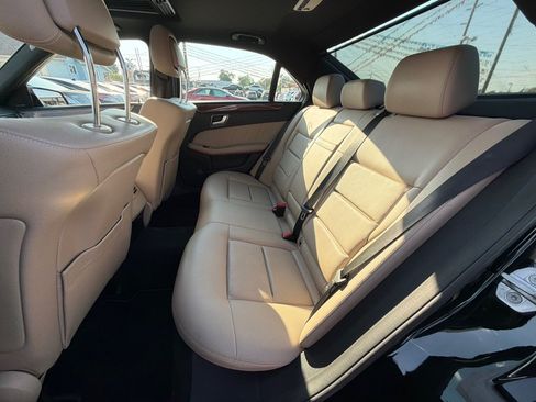 Used 2012 Mercedes-Benz E 350 4MATIC Sedan image 29