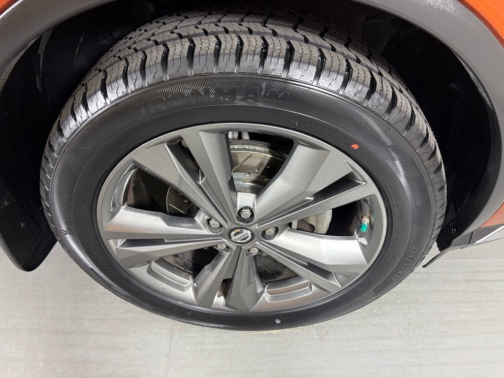 Used 2019 Nissan Murano Platinum w/ Cargo Package FWD image 11