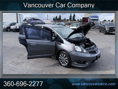 Used 2013 Honda Fit Sport image 29