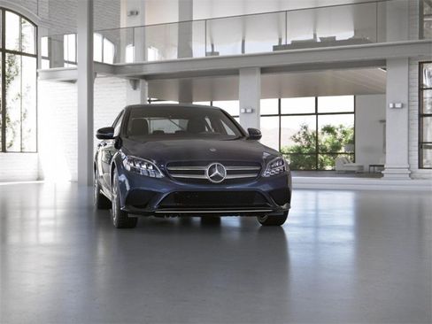 Used 2021 Mercedes-Benz C 300 4MATIC Sedan image 9