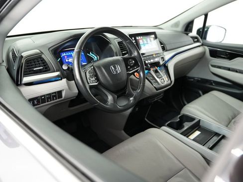 Used 2019 Honda Odyssey Elite image 6