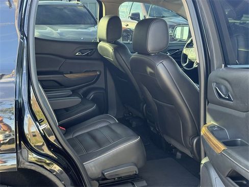 Used 2019 GMC Acadia Denali image 30