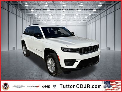 New 2025 Jeep Grand Cherokee Laredo