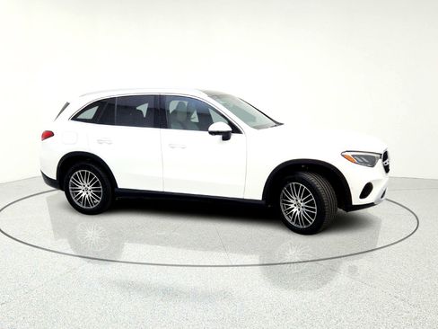 Certified 2023 Mercedes-Benz GLC 300 4MATIC image 6