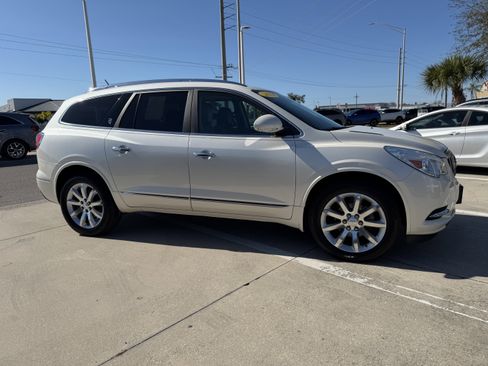 Used 2014 Buick Enclave Premium w/ Trailering Provision Package image 3