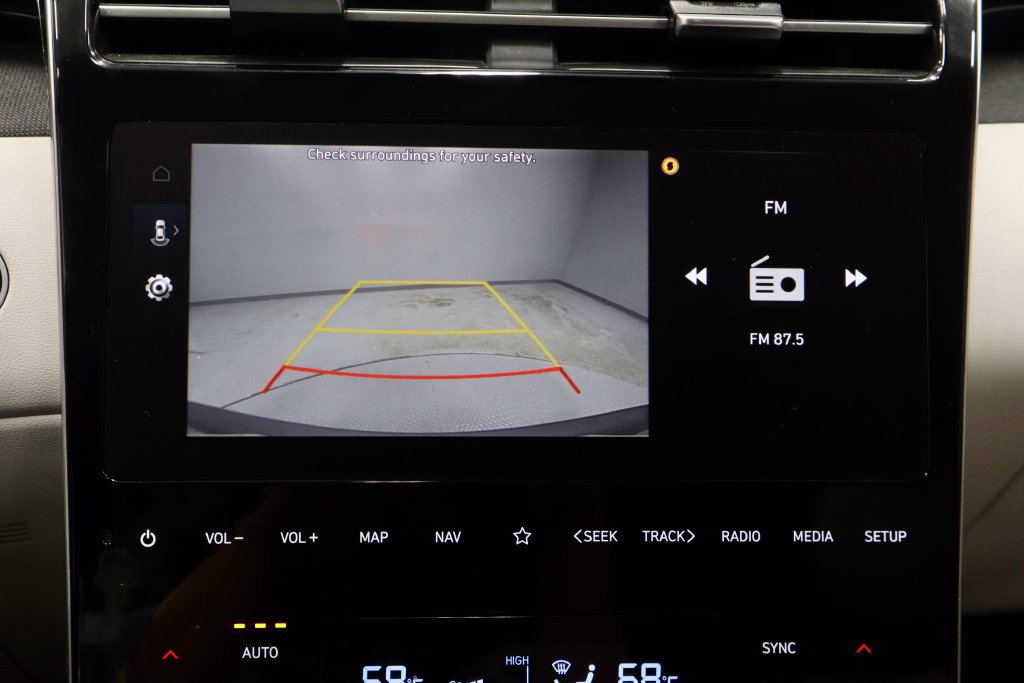Used 2024 Hyundai Tucson SEL w/ Convenience Package FWD image 2