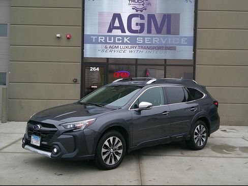 Used 2024 Subaru Outback Touring image 1