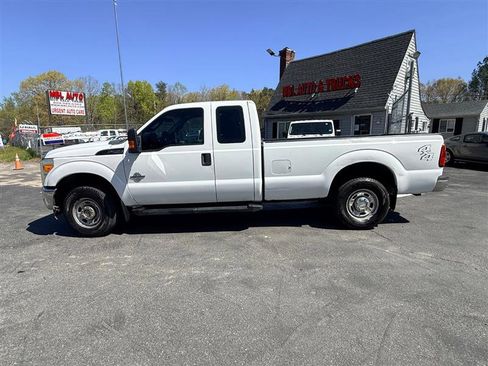 Used 2011 Ford F250 XL w/ PWR Equipment Group image 3
