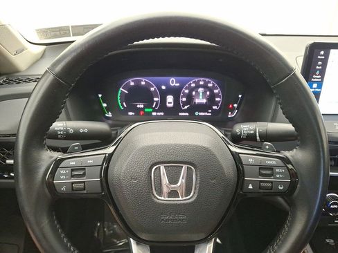 Used 2023 Honda Accord Touring image 16