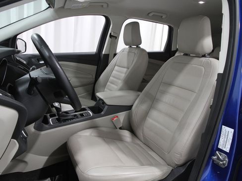 Used 2018 Ford Escape SEL image 6