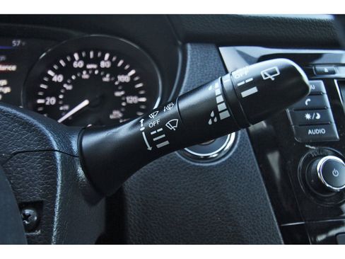 Used 2022 Nissan Rogue Sport SV w/ Technology Package image 21