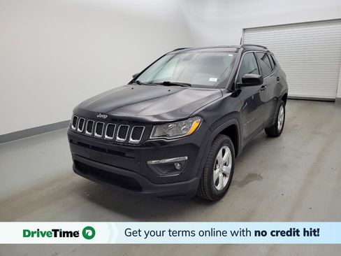 Used 2018 Jeep Compass Latitude w/ Safe & Security Group AWD/4WD image 1