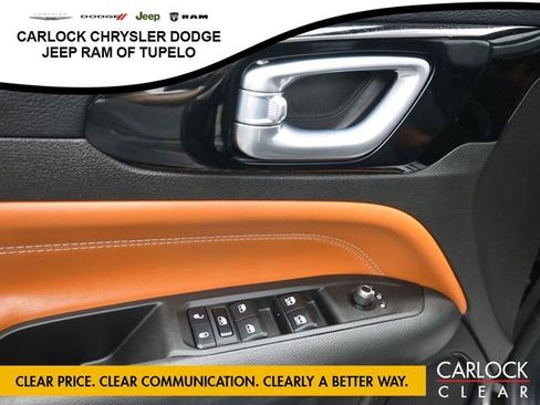 Used 2024 Jeep Compass Limited image 10