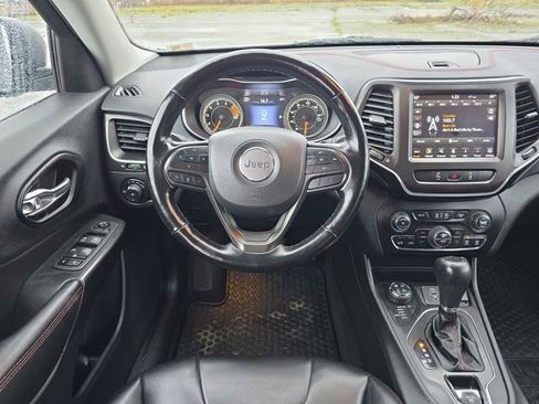 Used 2021 Jeep Cherokee Trailhawk w/ Sun, Sound & Nav Group image 17