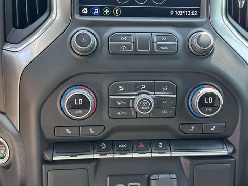 Used 2022 Chevrolet Silverado 1500 LT Trail Boss w/ Bed Protection Package AWD/4WD image 32