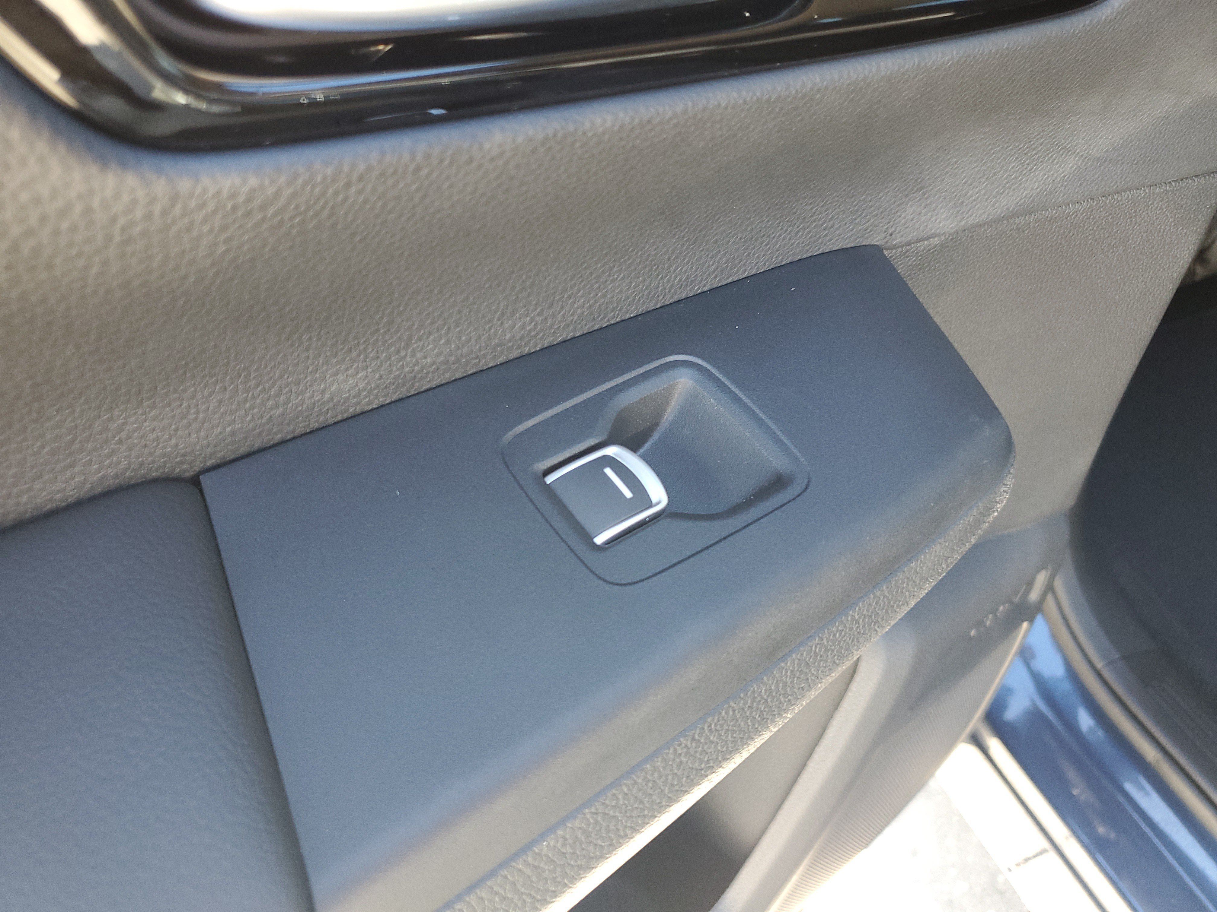 Used 2025 Honda CR-V EX-L image 13