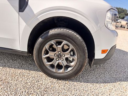 Certified 2023 Ford Maverick XLT w/ XLT Luxury Package image 15
