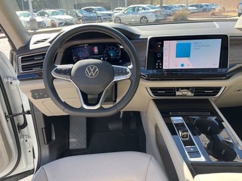 New 2026 Volkswagen Atlas SEL image 17