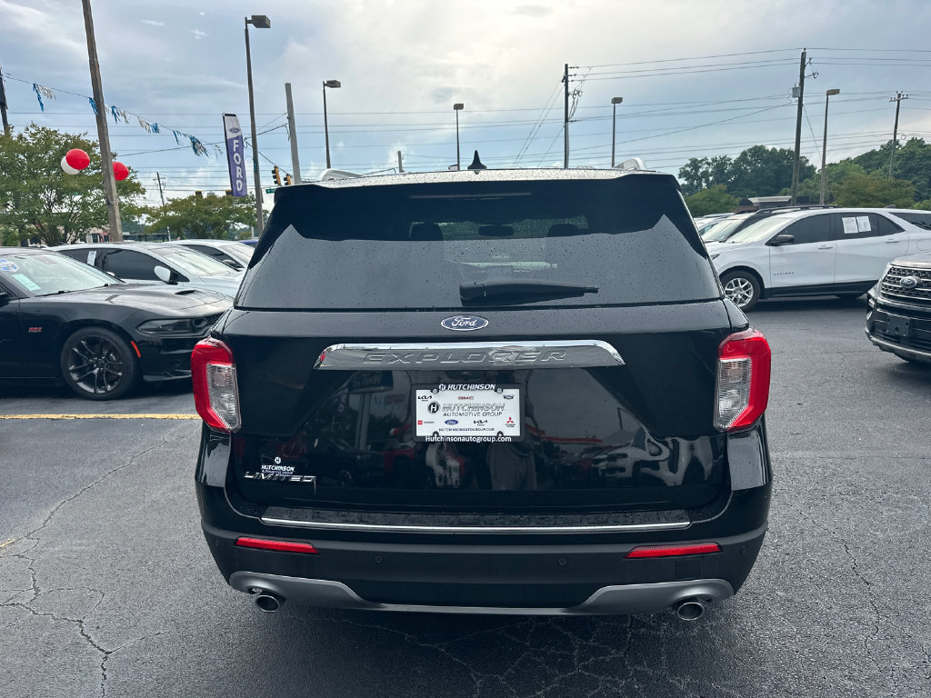 Certified 2021 Ford Explorer Limited w/ Equipment Group 301A RWD image 6
