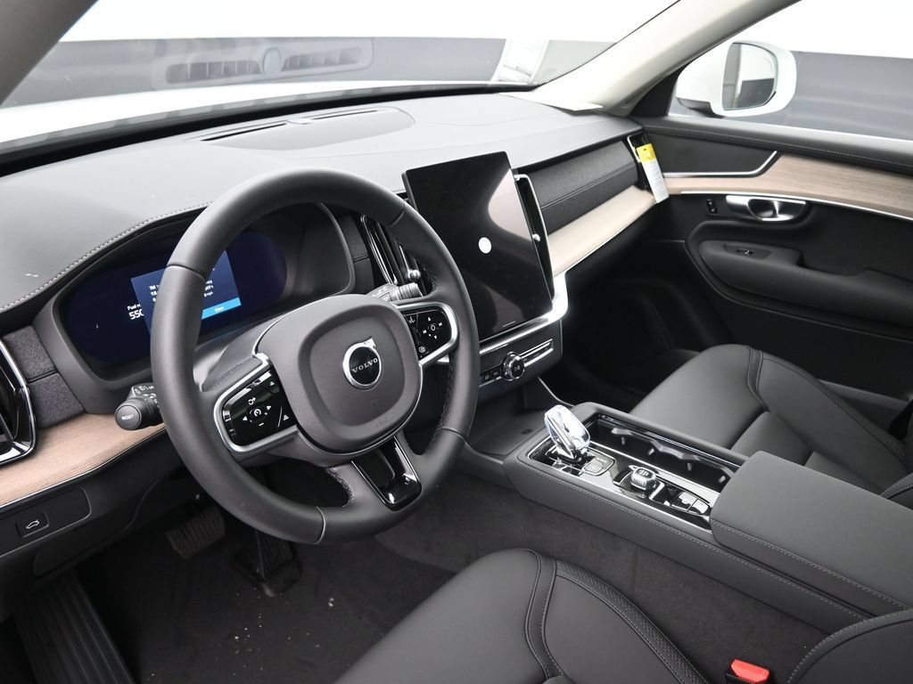 New 2026 Volvo XC90 B6 Plus w/ Protection Package AWD/4WD image 16