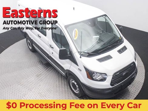 Used 2019 Ford Transit 250 130 Low Roof RWD image 3