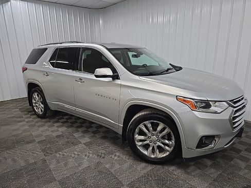 Used 2018 Chevrolet Traverse High Country image 7