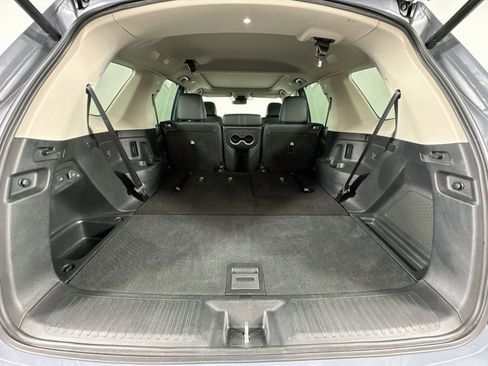 Certified 2024 Honda Pilot Touring image 36