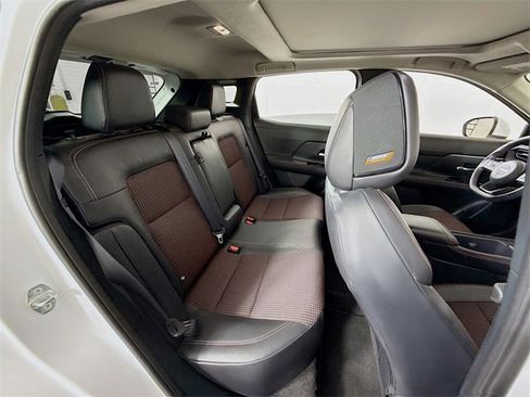 Certified 2025 Nissan Kicks SR w/ SR Premium Package image 27