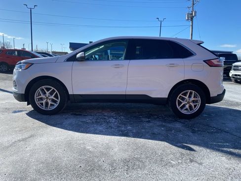 Used 2024 Ford Edge SEL w/ Convenience Package image 4