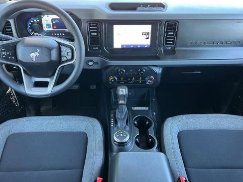 Certified 2023 Ford Bronco 4-Door AWD/4WD image 3