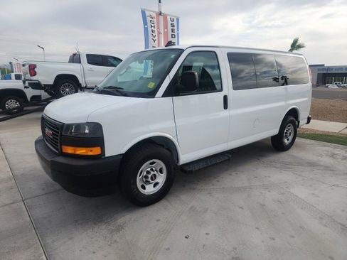 Used 2020 GMC Savana 2500 LS w/ Driver Convenience Package image 8