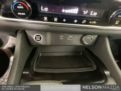 Used 2022 Nissan Rogue SV FWD image 34