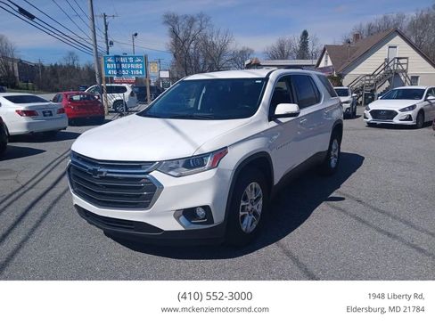 Used 2018 Chevrolet Traverse LT image 1