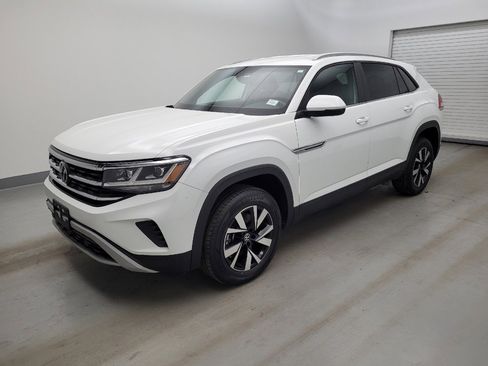Used 2022 Volkswagen Atlas Cross Sport SE AWD/4WD image 2