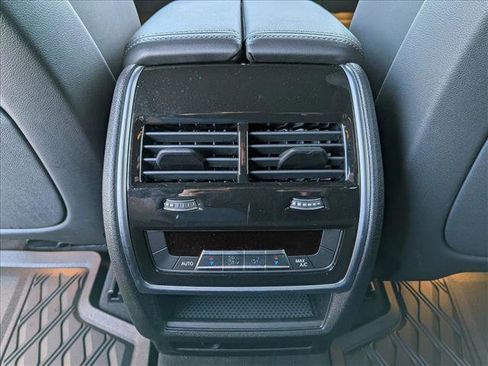 Certified 2026 BMW X5 xDrive50e w/ M Sport Package image 19