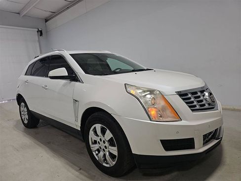 Used 2016 Cadillac SRX Luxury w/ Driver Awareness Package AWD/4WD image 3