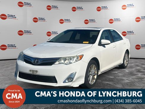 Used 2012 Toyota Camry XLE FWD image 1